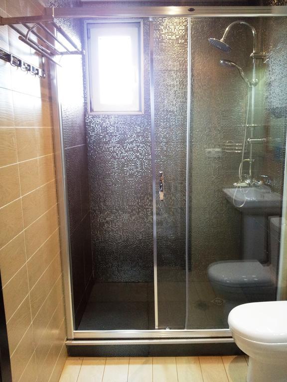 Sebi Apartment Batumi Towers Rum bild